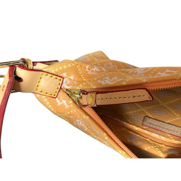 Dooney & Bourke Signature Jacquard Shoulder Bag Purse Handbag Zip‎ Orange NWT
